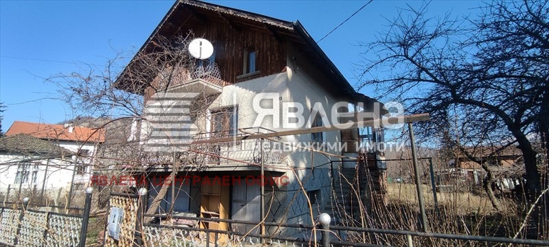 Продава  Къща област Перник , с. Боснек , 120 кв.м | 98169416