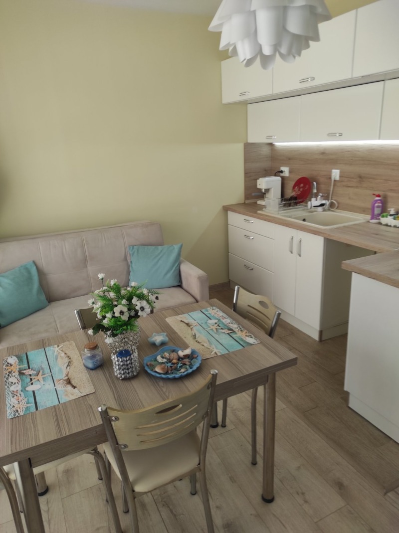 Продава 2-СТАЕН в град Варна, Победа - 55 кв.м / 145 000 € » 283 595.35 лв., ТИТАН ПРОПЪРТИС ВАРНА