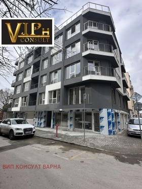 2 slaapkamers Kolchozen pazar, Varna 4