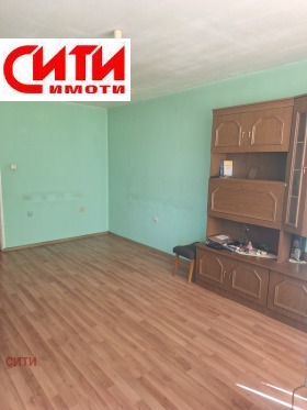 2 quartos Tri tchutchura - iug, Stara Zagora 7