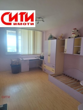2 quartos Tri tchutchura - iug, Stara Zagora 6