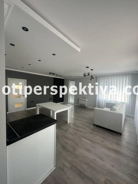 Продава 3-СТАЕН, гр. Пловдив, Кючук Париж, снимка 3 - Aпартаменти - 47530088