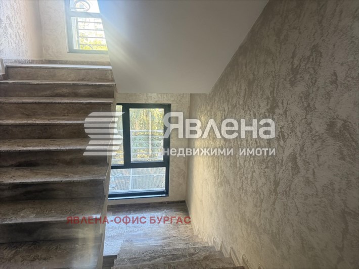 Продава 3-СТАЕН, гр. Бургас, Славейков, снимка 3 - Апартаменти - 55619409
