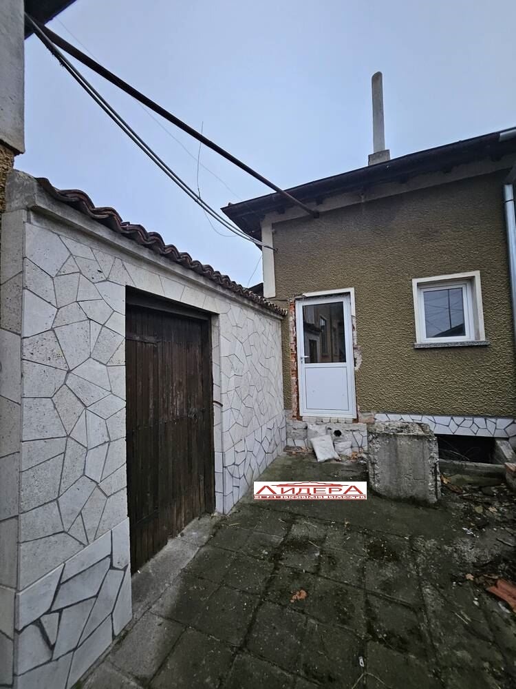 Продава КЪЩА, с. Крумово, област Пловдив, снимка 8 - Къщи - 48990209