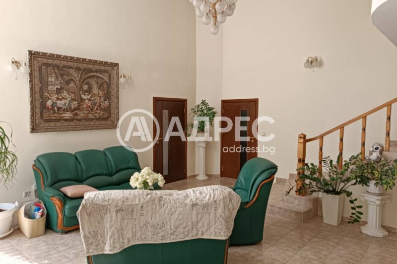 Продава  Къща град Разград , Житница , 463 кв.м | 21307351 - изображение [12]