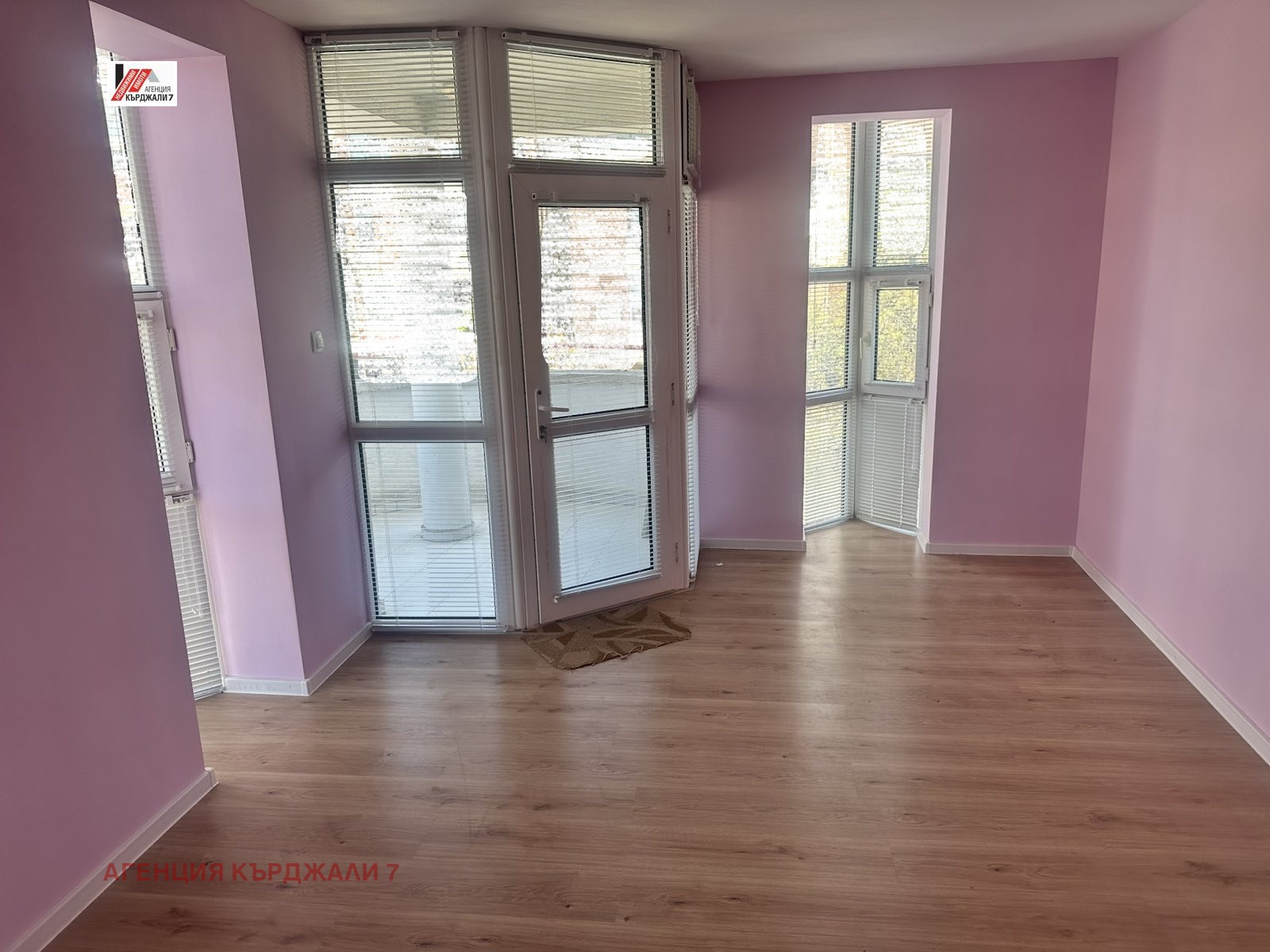 Продава МНОГОСТАЕН, гр. Кърджали, Център, снимка 7 - Апартаменти - 54588558