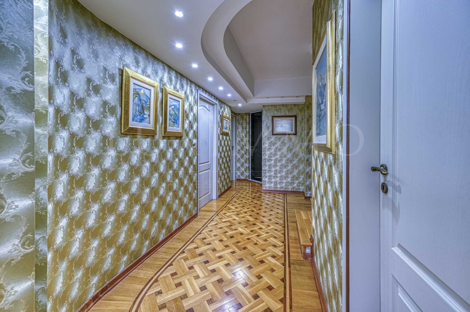 Продава МНОГОСТАЕН, гр. София, Витоша, снимка 17 - Апартаменти - 55847866