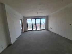 2 camere da letto Liuben Karavelov, Haskovo 1