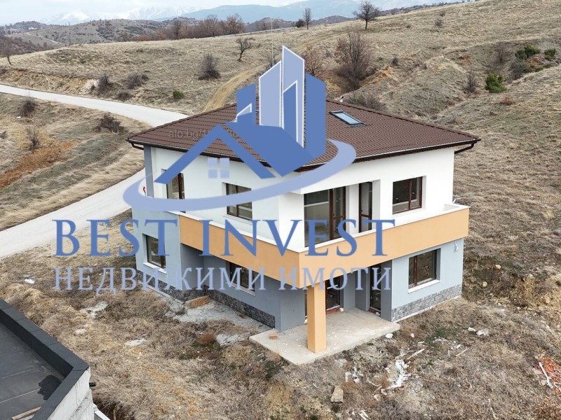 Продава КЪЩА, град Благоевград, Еленово 2 • 244000 € / 477222.52 лв. • 32216242 1