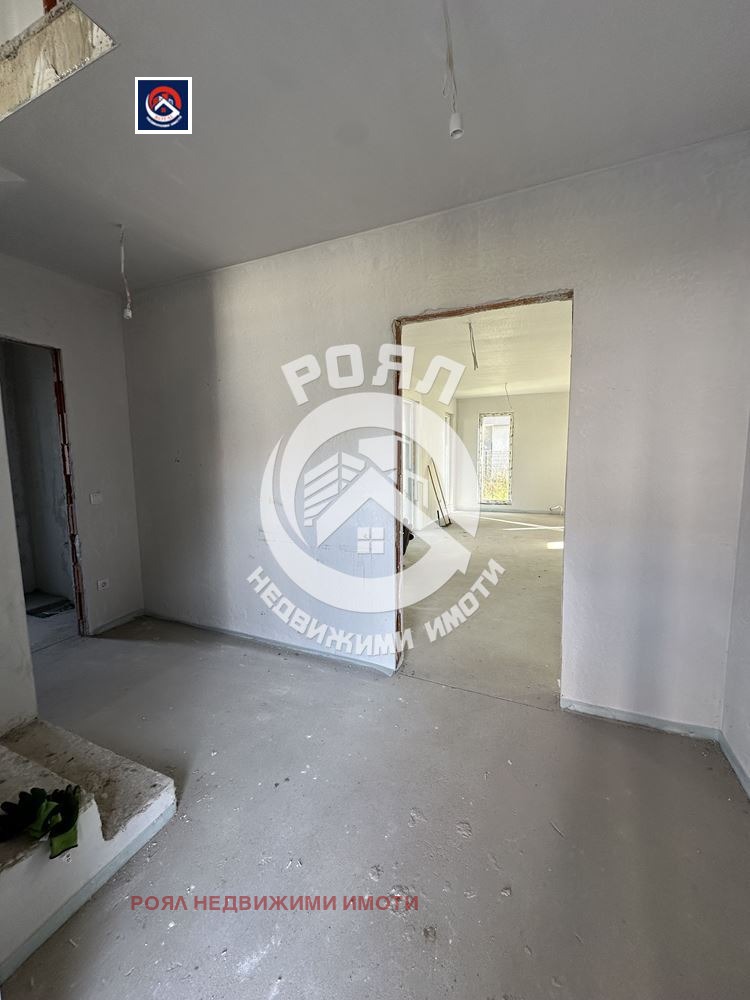 Продава КЪЩА, гр. Пловдив, Беломорски, снимка 2 - Къщи - 52769606