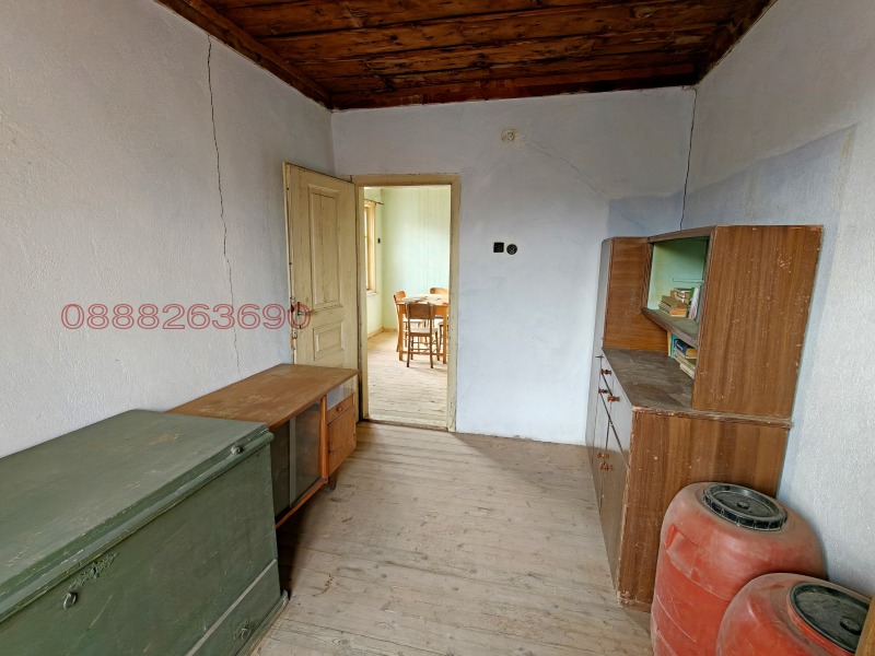 Продава КЪЩА, с. Зелениково, област Пловдив, снимка 8 - Къщи - 53599096