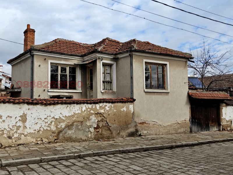 Продава КЪЩА, с. Зелениково, област Пловдив