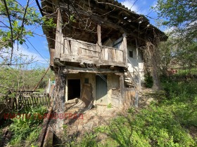 Продажба на имоти в с. Иванили, област Габрово - изображение 1 