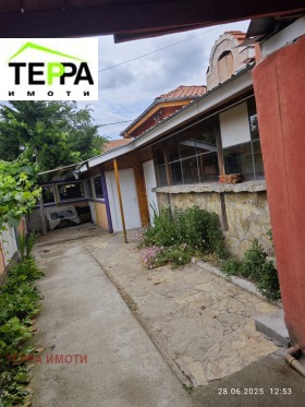 Продава Къща