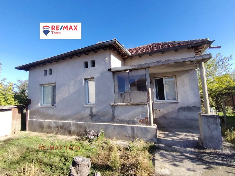 Продава КЪЩА, с. Новачене, област Плевен