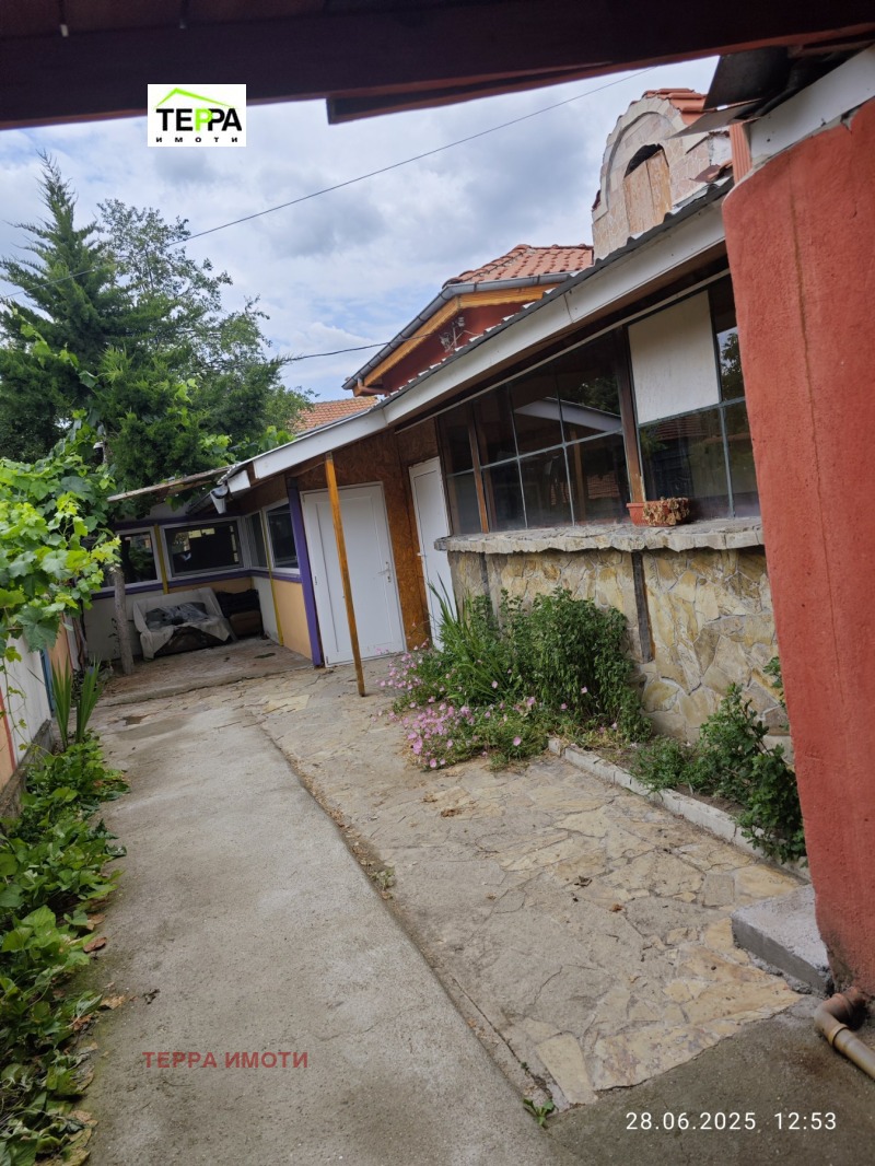 Продава КЪЩА, с. Боздуганово, област Стара Загора