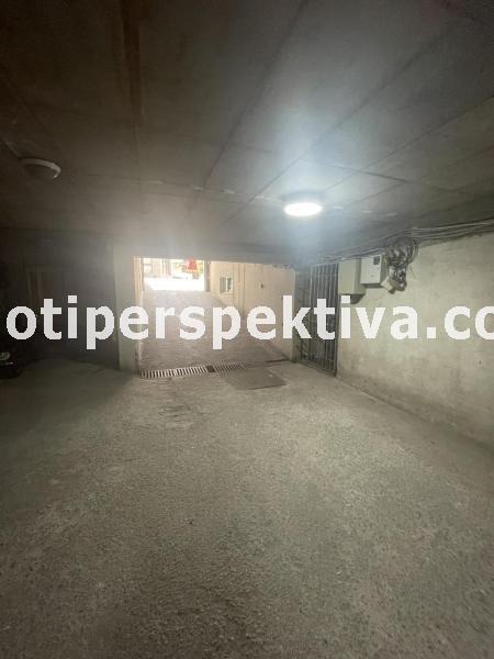 Te koop  Гараж, Паркомясто Plovdiv , Tsentar , 42 m² | 26221314