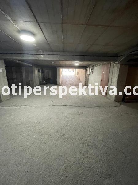 Till salu  Гараж, Паркомясто Plovdiv , Centar , 42 kvm | 26221314 - bild [4]