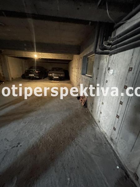 Till salu  Гараж, Паркомясто Plovdiv , Centar , 42 kvm | 26221314 - bild [3]