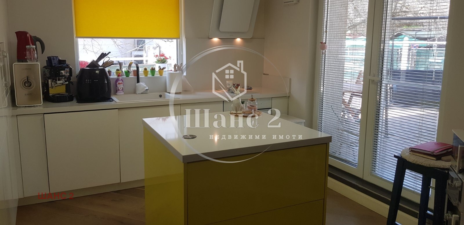 Продава МНОГОСТАЕН, гр. Балчик, област Добрич, снимка 5 - Апартаменти - 54210173