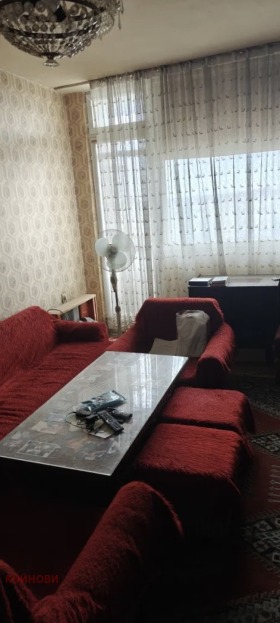 1 спаваћа соба Три чучура - југ, Стара Загора