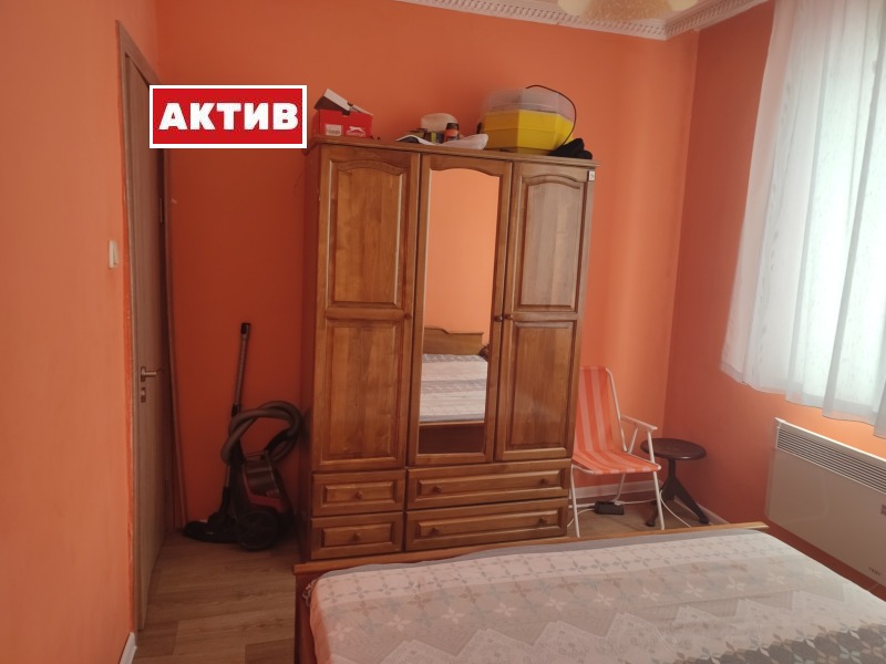 Продава 3-СТАЕН, гр. Търговище, Център, снимка 5 - Aпартаменти - 49512022