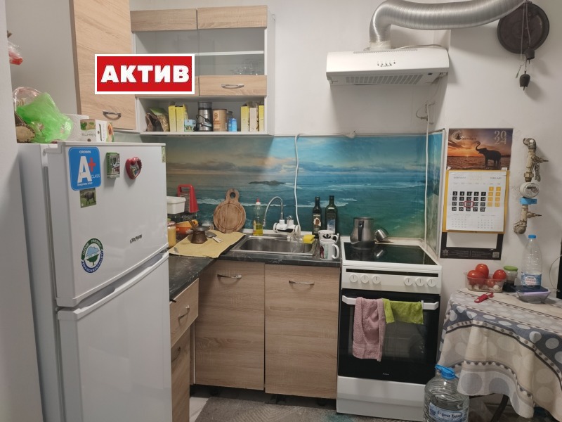 Продава 3-СТАЕН, гр. Търговище, Център, снимка 2 - Aпартаменти - 49512022