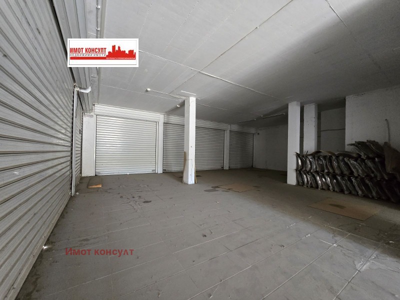 En venta  Oficina Plovdiv , Jristo Smirnenski , 97 metros cuadrados | 30998891