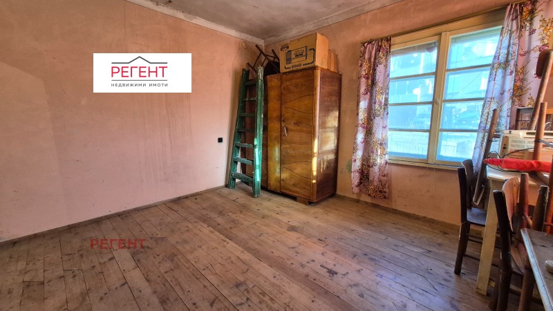 Продава ЕТАЖ ОТ КЪЩА, гр. Габрово, Център, снимка 9 - Етаж от къща - 52833163