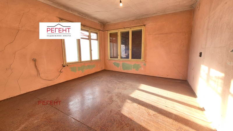 Продава ЕТАЖ ОТ КЪЩА, гр. Габрово, Център, снимка 4 - Етаж от къща - 52833163