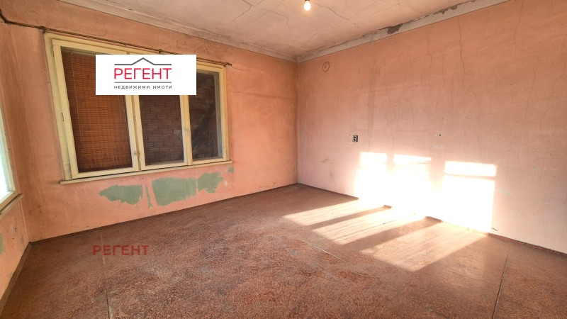 Продава ЕТАЖ ОТ КЪЩА, гр. Габрово, Център, снимка 5 - Етаж от къща - 52833163