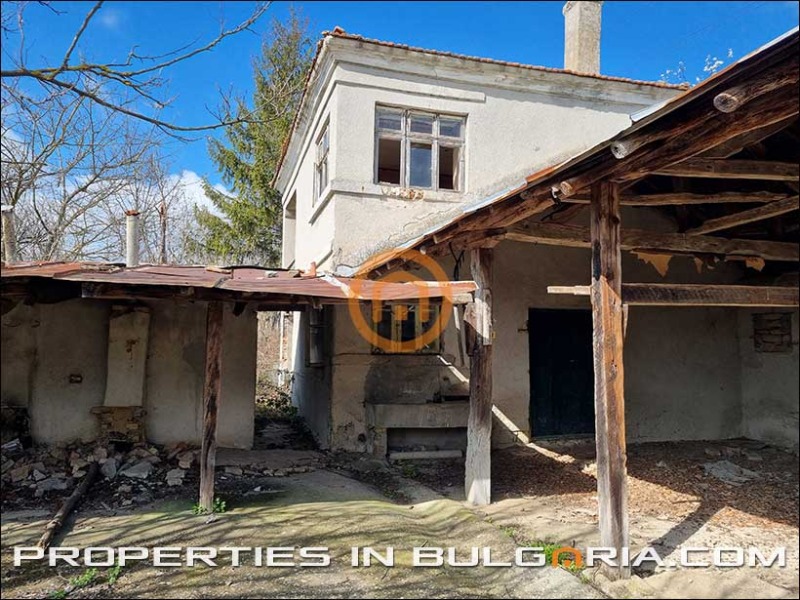 Продава КЪЩА, с. Аврен, област Варна, снимка 2 - Къщи - 48070338