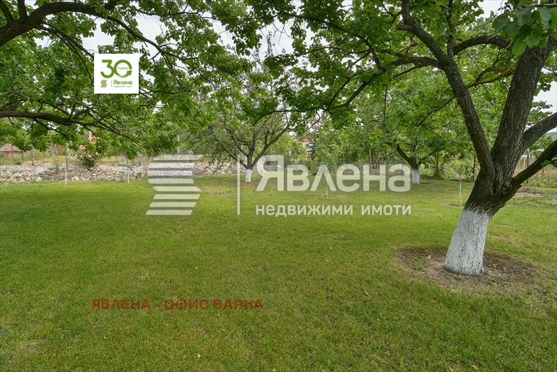 Продава КЪЩА, с. Чернево, област Варна, снимка 15 - Къщи - 48421570