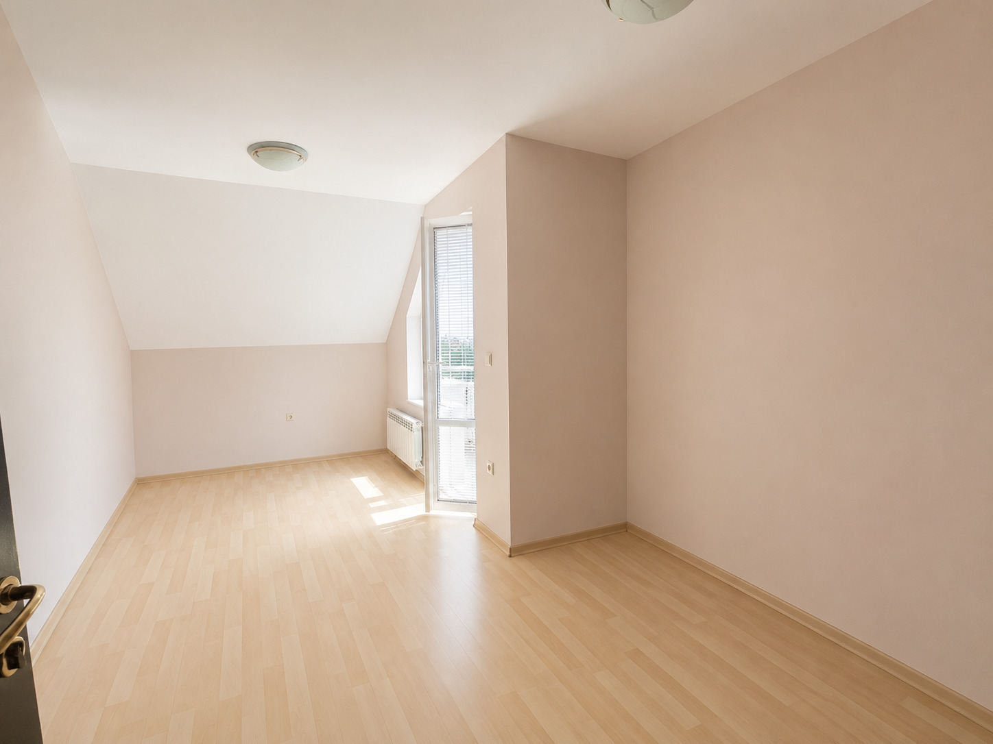 Продава МНОГОСТАЕН, гр. Варна, Бриз, снимка 6 - Апартаменти - 55216667