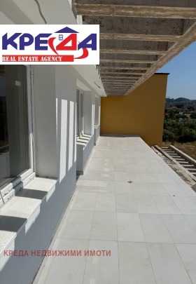2 quartos Vazrojdenci, Kardjali