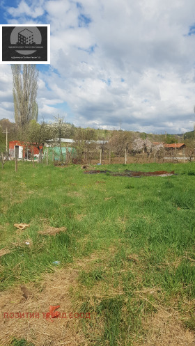 Продажба на парцели в област Кюстендил - изображение 1 