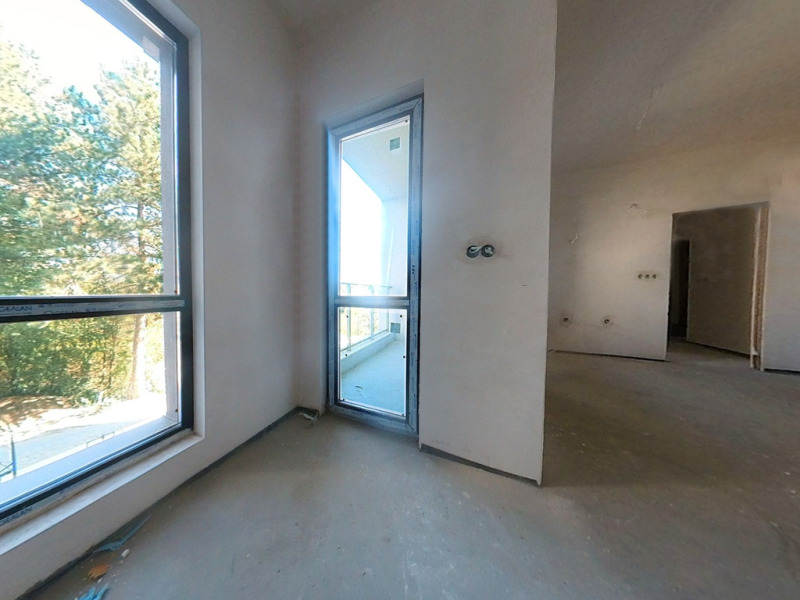 Продава 3-СТАЕН, гр. Велико Търново, Зона Б, снимка 2 - Апартаменти - 52722643