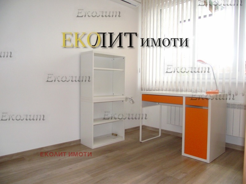 Продава МНОГОСТАЕН, гр. София, Център, снимка 7 - Aпартаменти - 49459696