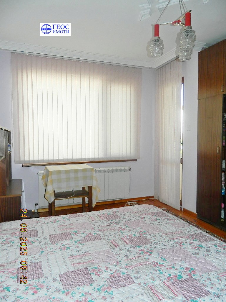 Продава ЕТАЖ ОТ КЪЩА, гр. Смолян, Горно Райково, снимка 3 - Етаж от къща - 52476163