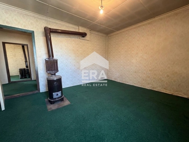 Продава КЪЩА, с. Ряхово, област Русе, снимка 8 - Къщи - 56003041