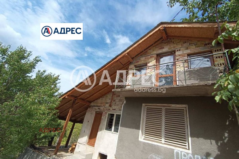 Till salu  Villa Razgrad , Varosj , 32 kvm | 58369116