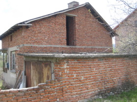 Продава Къща
