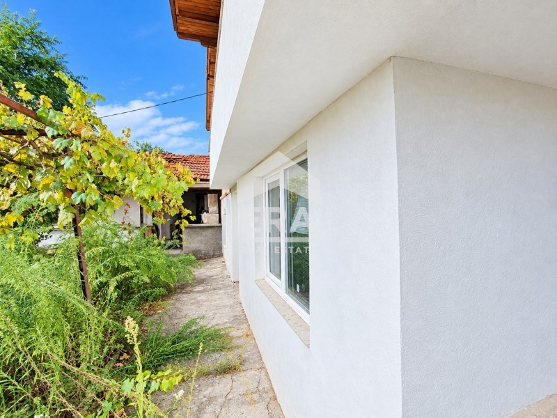 Продава КЪЩА, с. Ябълково, област Хасково, снимка 17 - Къщи - 56338327