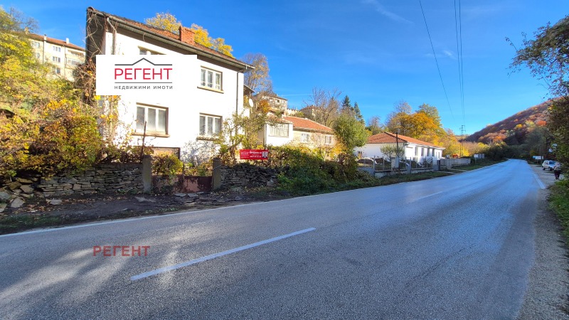 Продава КЪЩА в град Габрово, Беленци - 159 кв.м / 43 500 € » 85 078.61 лв., РЕГЕНТ