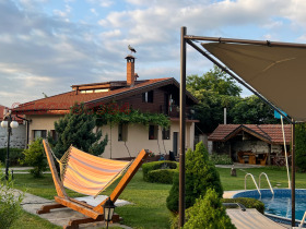 In vendita Villa