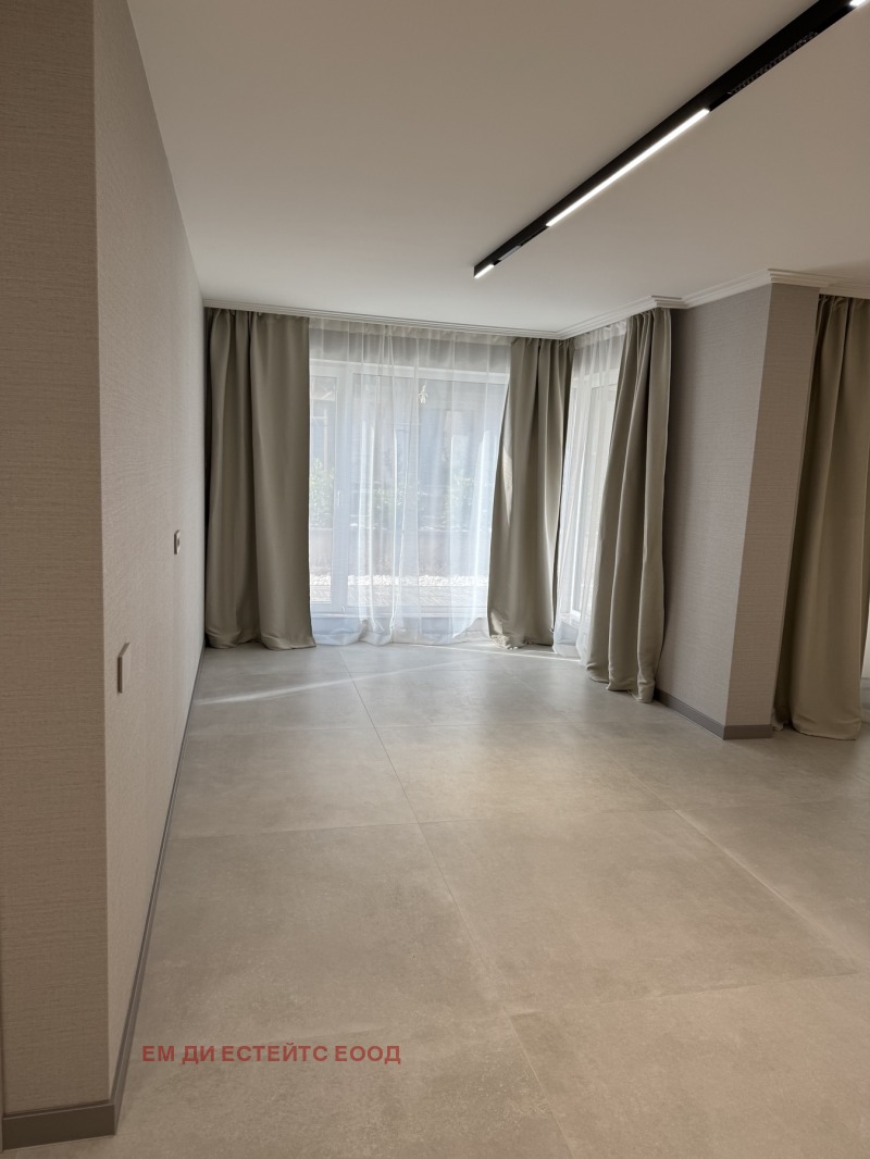 Na sprzedaż  2 sypialnie Sofia , Pawlowo , 198 mkw | 58395603 - obraz [3]