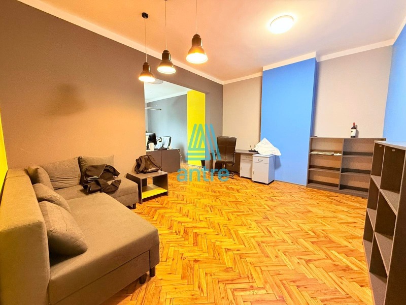 Na prodej  3 ložnice Sofia , Centar , 120 m2 | 69396565 - obraz [5]