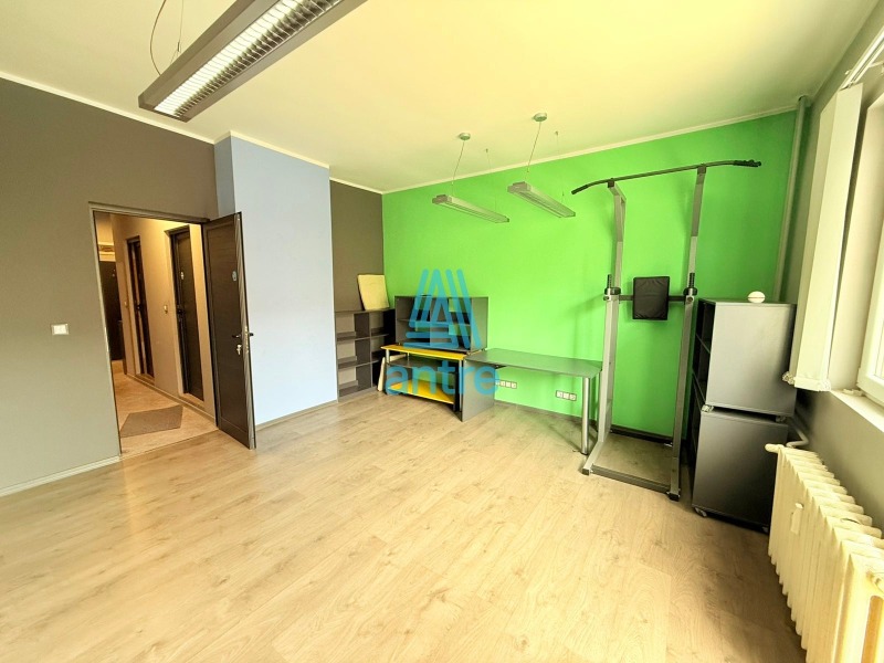 Na prodej  3 ložnice Sofia , Centar , 120 m2 | 69396565 - obraz [4]