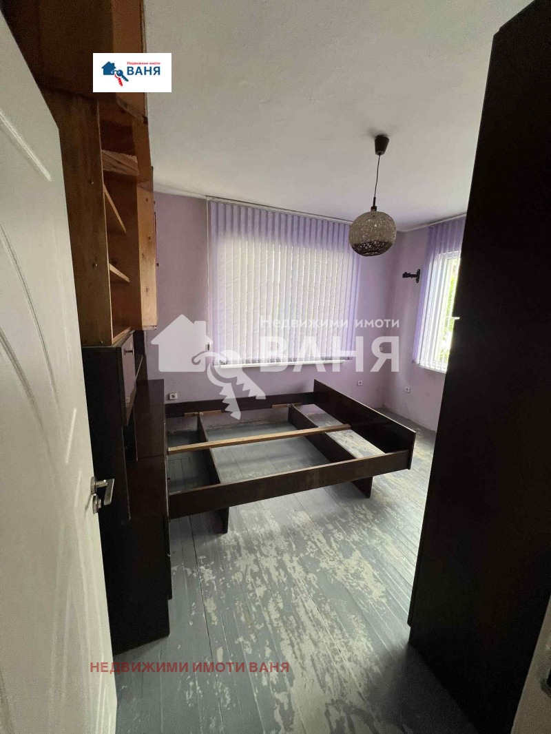 Продава  Етаж от къща област Пловдив , гр. Карлово , 190 кв.м | 60279844 - изображение [9]