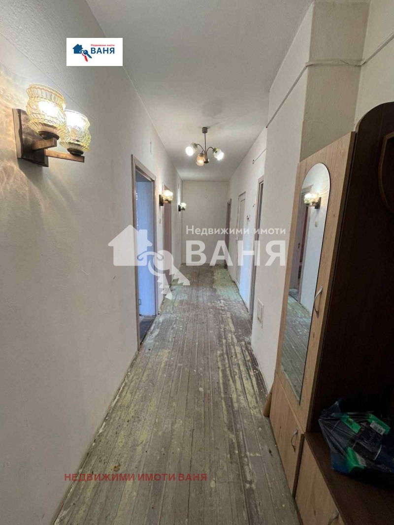 Продава  Етаж от къща област Пловдив , гр. Карлово , 190 кв.м | 60279844 - изображение [4]